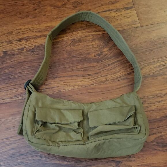 NWOT BAGGU Olive Green Chic Feminine Retro Y2K Edgy Streetwear Shoulder Bag - Picture 1 of 7